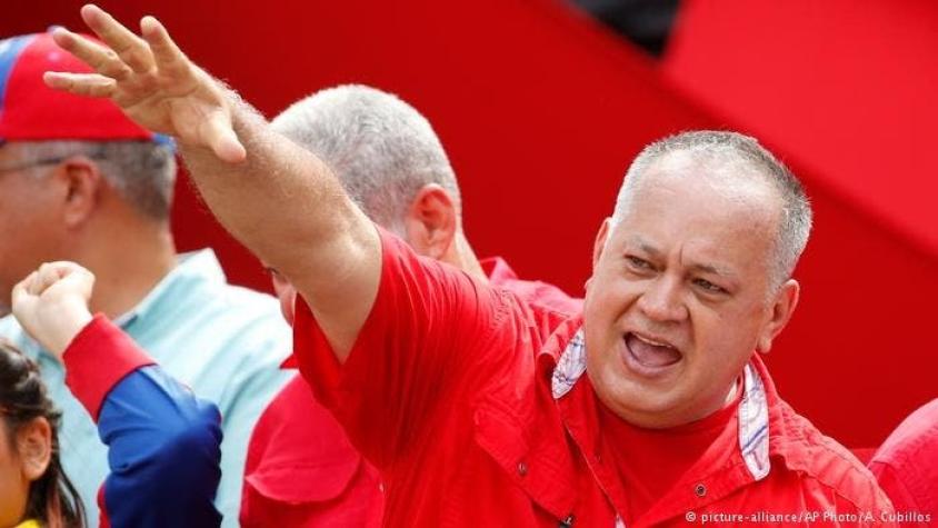 Diosdado Cabello dice que venezolanos emigran por "moda" y "estatus"