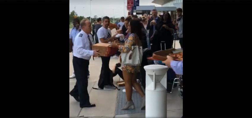 Piloto regaló pizzas a pasajeros luego de que el avión tuviera que ser desviado en pleno vuelo