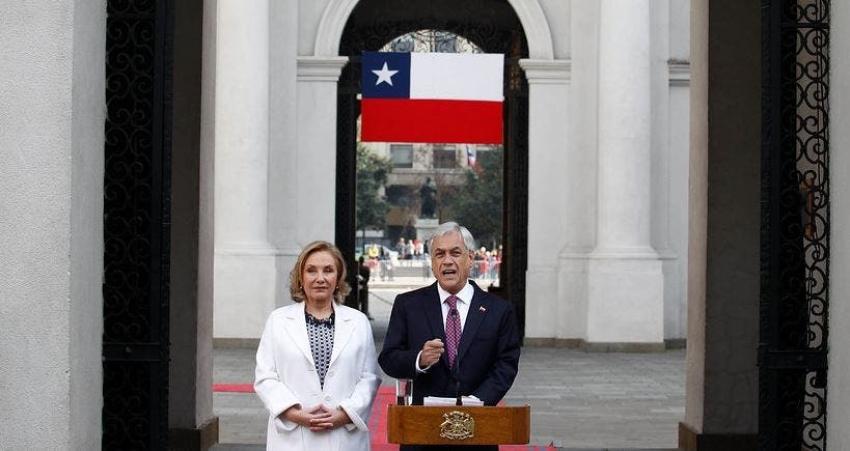 11 de septiembre: Piñera solidariza con familiares de víctimas y llama a una "segunda transición"