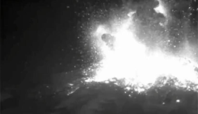 [VIDEO] Así fue la explosión que destruyó parte del domo del complejo volcánico Nevados de Chillán