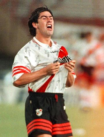 Camiseta river discount plate marcelo salas