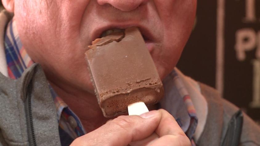 [VIDEO] ¿Cómo consumen helados los chilenos?