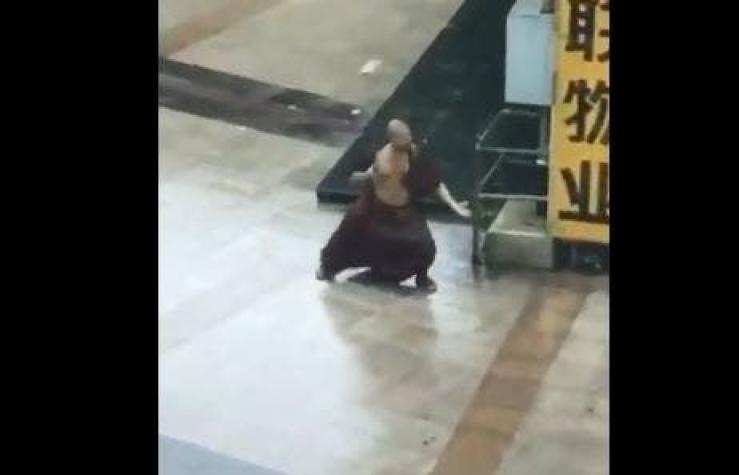 [VIDEO] El maestro Kung-fu que enfrentó al tifón Mangkhut en China