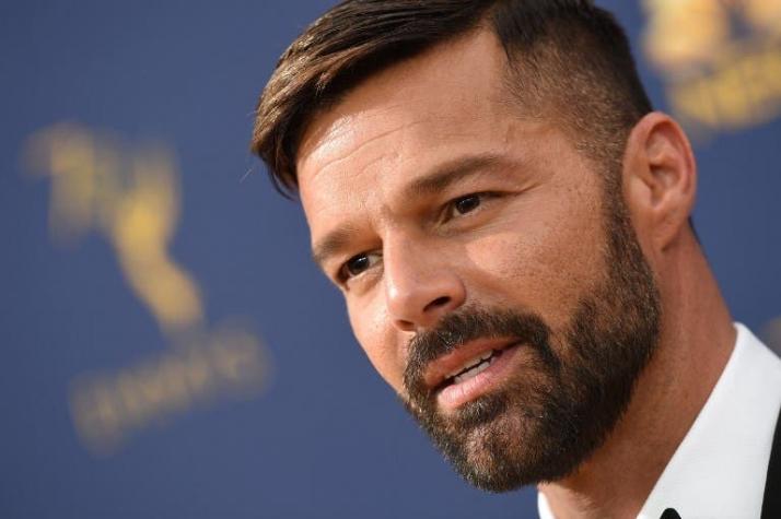 [FOTOS] Así fue el paso de Ricky Martin por la Alfombra Roja de los Emmy 2018