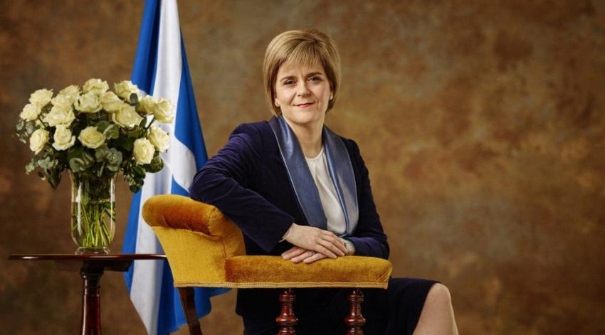 Mujeres Bacanas: Nicola Sturgeon, la mujer fuerte de Escocia