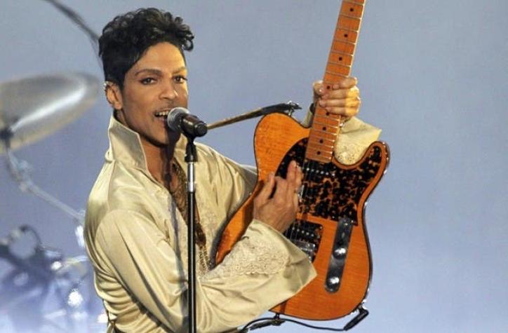 Los archivos de Prince se abren para jazzero álbum "Piano & A Microphone"
