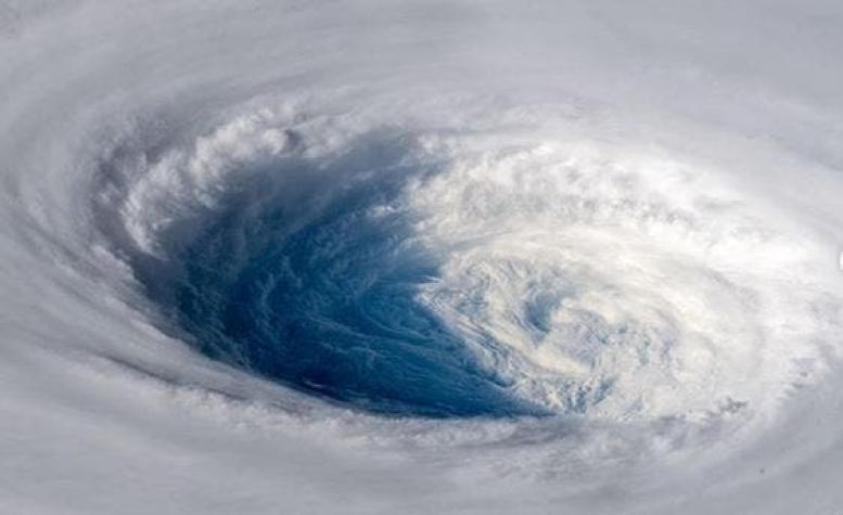 [FOTOS] Impresionantes imágenes: así luce el tifón Trami desde el espacio