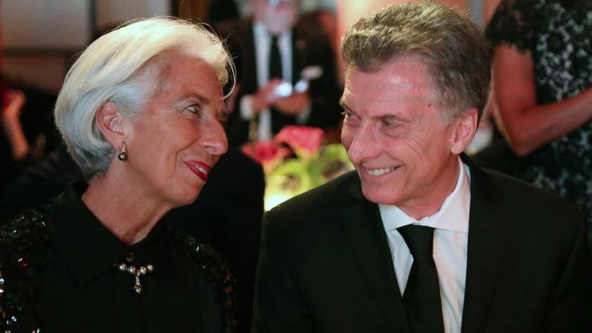 Argentina renegocia su acuerdo con el FMI y recibirá el mayor préstamo de la historia del organismo