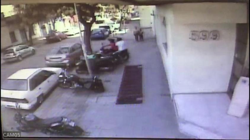 [VIDEO] Cae "motochorro" de persecución que terminó con muerte de carabinero