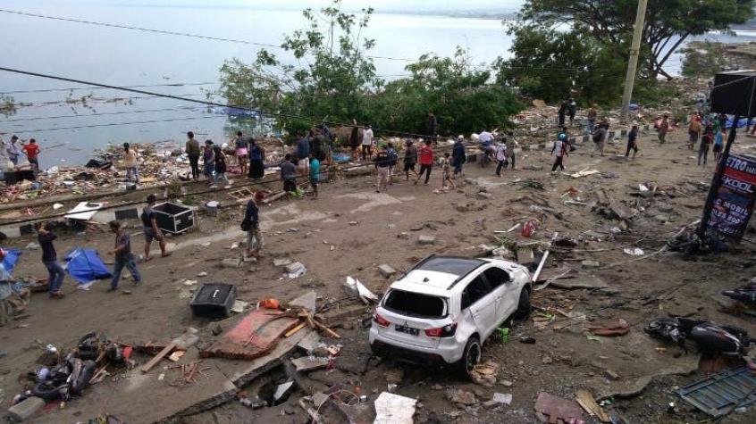 El balance de muertos en el sismo y el tsunami en Indonesia sube a 420 personas