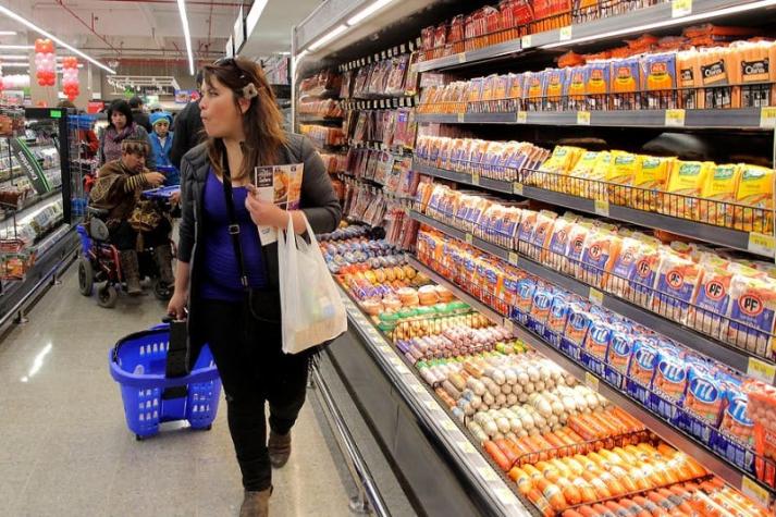 Walmart Chile inicia donación directa de productos desde supermercados a organizaciones sociales