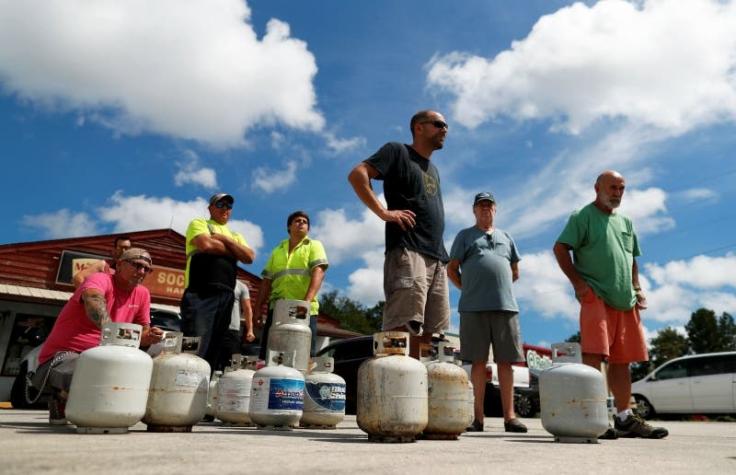 Autoridades ordenan evacuación en Florida ante la llegada de huracán Michael