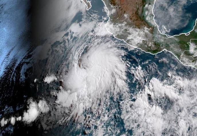 Tormenta tropical Rosa se aproxima a estado mexicano de Baja California