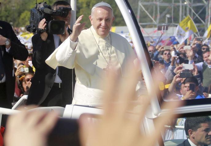 Papa Francisco recibirá a Piñera en octubre