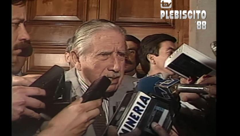 [VIDEO] Pinochet en La Moneda: "Ha sido muy favorable la votación al 'Sí'"