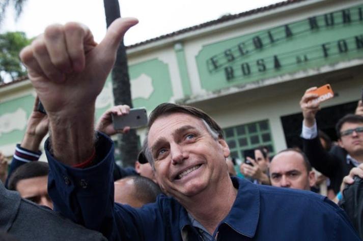[VIDEO] Brasil: Bolsonaro lidera elección y se enfrentará con Haddad en segunda vuelta