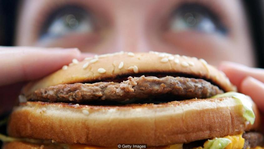 Por qué (y cómo) McDonald's creó una hamburguesa sin carne que solo vende en Suecia