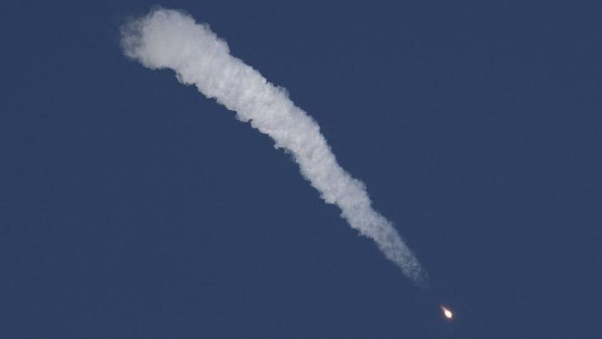 Dos astronautas aterrizan de emergencia por una falla en cohete: Así fue cómo se salvaron