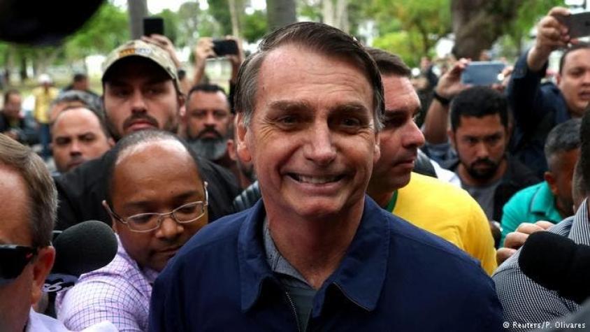 Bolsonaro eliminará 14 ministerios si es elegido presidente de Brasil
