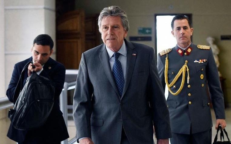 [VIDEO] Ministro de Defensa llama a "no exacerbar conflictos que no existen" con Argentina
