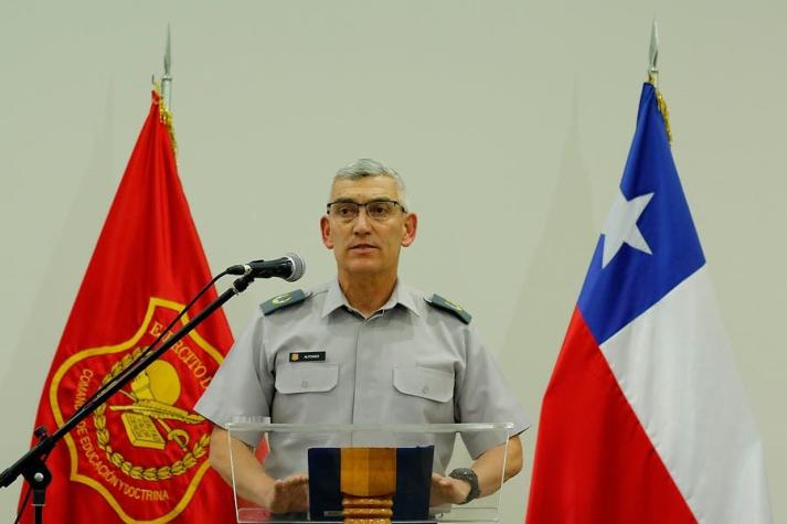 [VIDEO] Ejército destituye a director de la Escuela Militar tras homenaje a Miguel Krassnoff