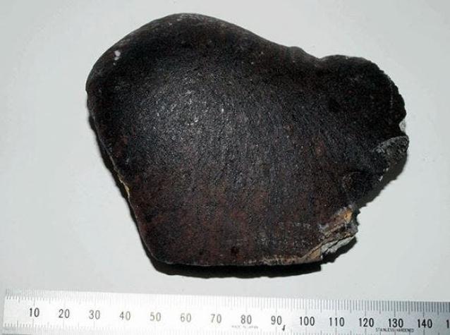Un meteorito de 4.600 millones de años cae en una casa de Japón