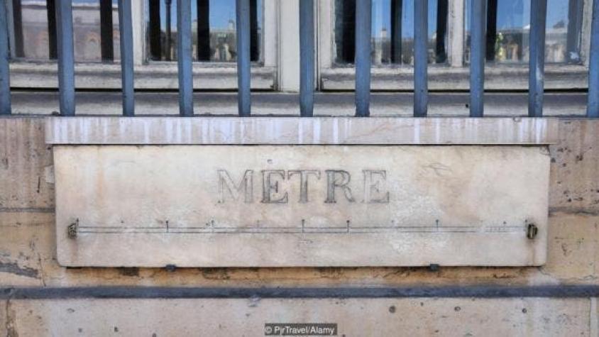 La historia de cómo Francia creó el sistema métrico decimal y está por redefinir el peso de un kilo