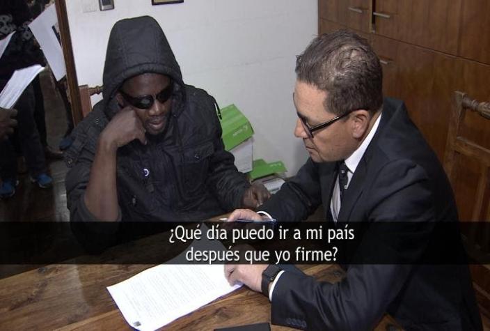 [VIDEO] Haitianos se inscriben para irse de Chile