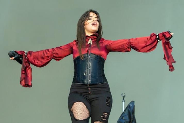 Camila Cabello triunfa con espectáculo familiar en su retorno a Chile