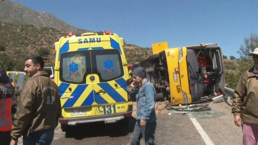 [VIDEO] Funcionarios de Cesfam de Recoleta resultaron heridos en accidente de bus