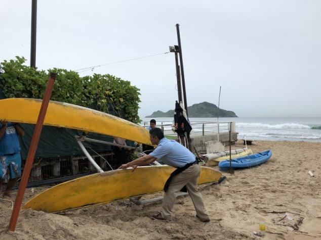 Poderoso huracán Willa, categoría 5, ya afecta costas mexicanas