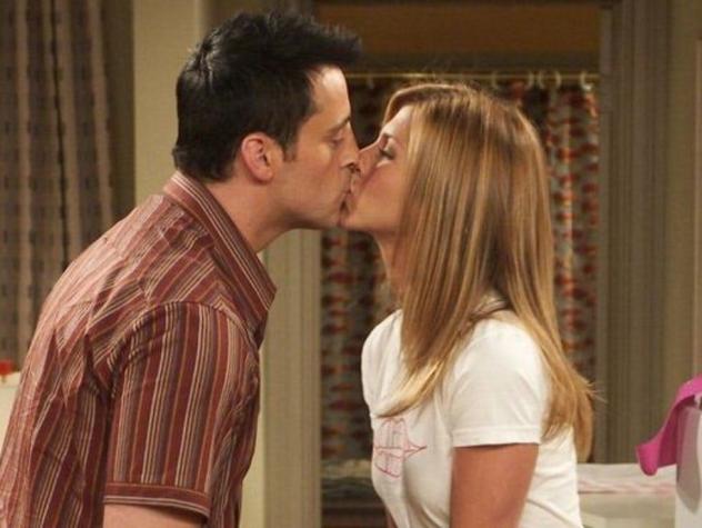 Elenco de "Friends" catalogó de "incestuosa" la relación entre Rachel y Joey