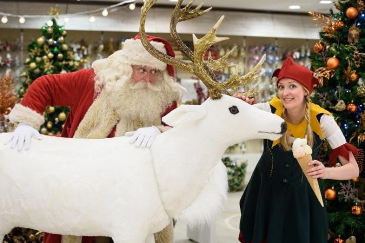 Empresa está buscando personas para convertirse en "elfos navideños"