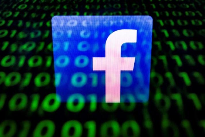 Hackers venden en internet mensajes privados de 81 mil cuentas de Facebook