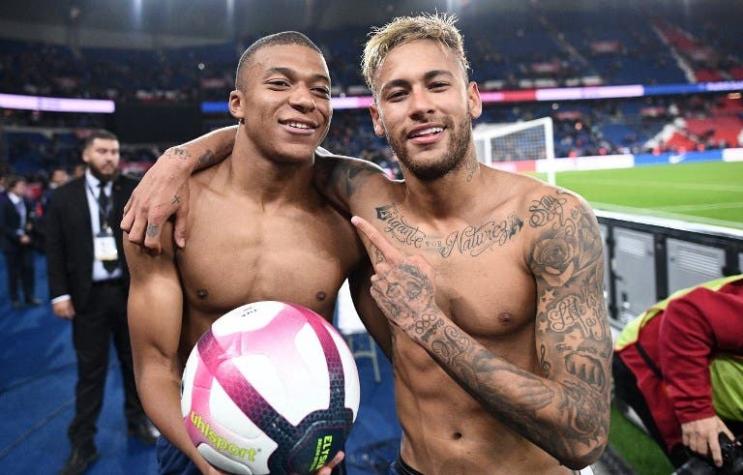 [VIDEO] Mbappé y Neymar llegaron disfrazados al partido del PSG con el Lille