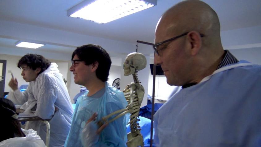[VIDEO] ¿Cómo es estudiar cadáveres humanos?