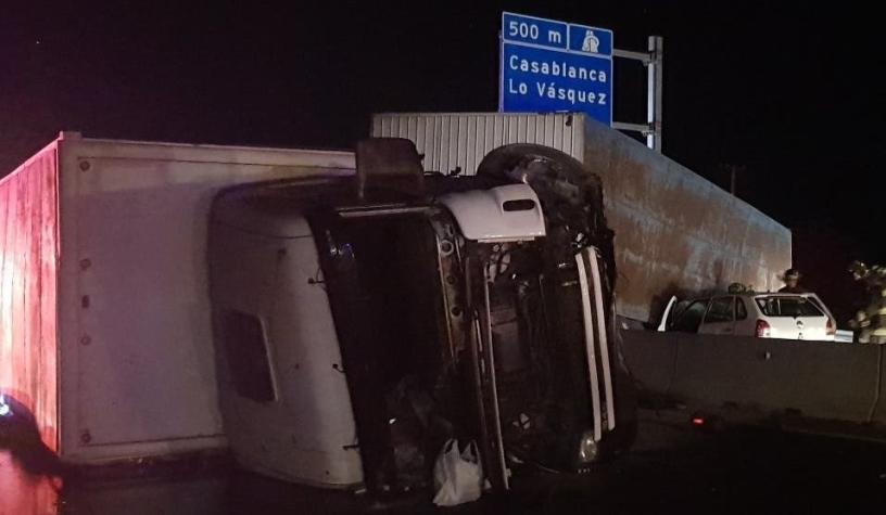 Accidente en Ruta 68 provoca corte de tránsito en el sector de Casablanca