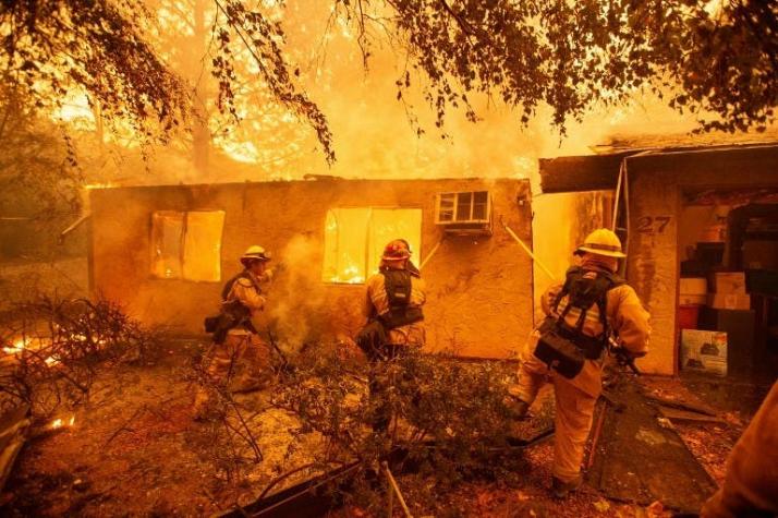 Tragedia en California: Incendio forestal deja al menos 31 fallecidos
