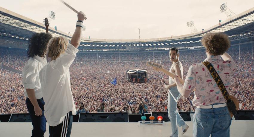 [VIDEO] No pudieron terminar de ver "Bohemian Rhapsody": cine se llovió en medio de la película