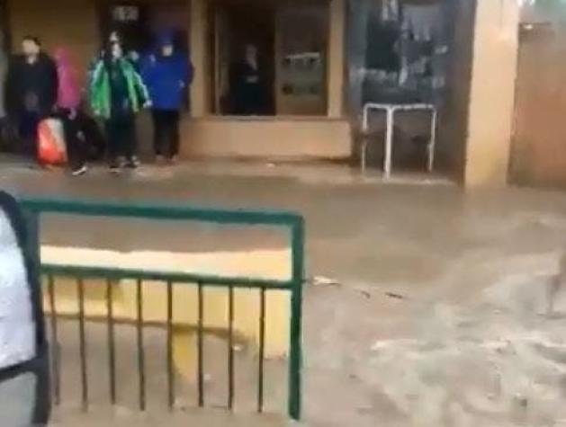 [VIDEO] Lluvias provocan inundación en Curacaví: al menos 28 casas afectadas
