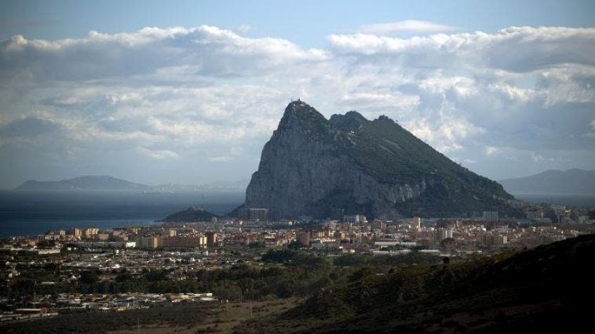Brexit: Theresa May dice tener "confianza" en que logrará un acuerdo que incluya Gibraltar