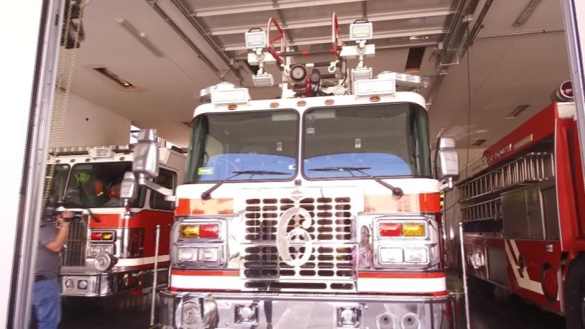 [VIDEO] Nuevos carros de bomberos para combatir incendios