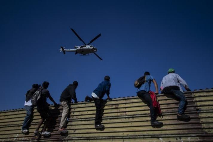 EEUU Cierra Su Frontera Tras Intento De Migrantes De Cruzarla