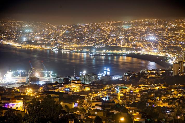 "Alcalde nocturno" de Valparaíso renuncia a su cargo tras acusaciones de irregularidades
