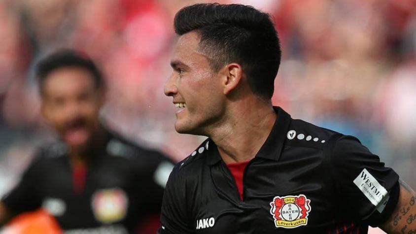 [FOTO] Por qué el Bayer Leverkusen pidió corregir un meme de Charles Aránguiz