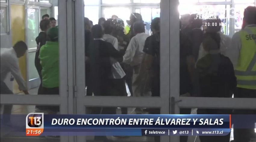 [VIDEO] Así fue el encontrón entre Cristián Álvarez y Marcelo Salas en el estadio