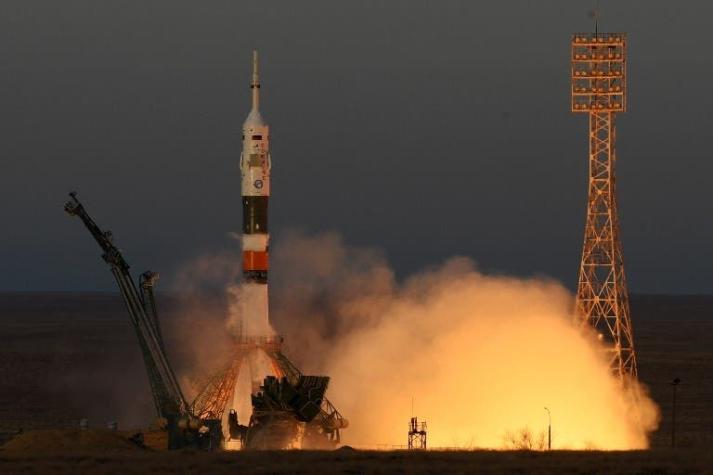 [FOTOS] Soyuz despega con tres astronautas en primera misión tras lanzamiento fallido de octubre