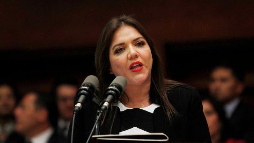 Las acusaciones contra la vicepresidenta de Ecuador por las que fue "liberada de sus funciones"
