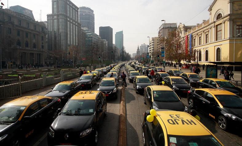 Cabify suma a taxis de techo amarillo a su oferta
