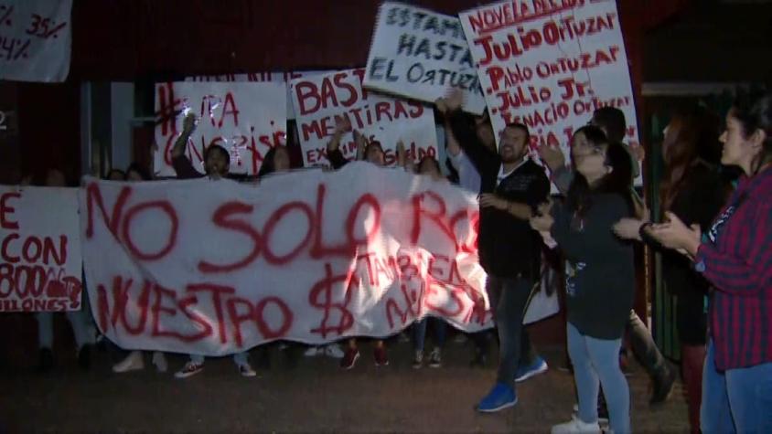 [VIDEO] Estudiantes se toman Universidad del Pacífico ante posible cierre